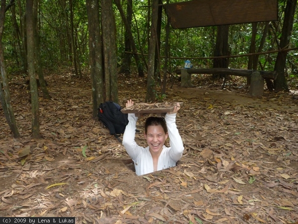 4427 wir besuchen die untergrundtunnel der vietnamesen während des krieges... beeindruckend